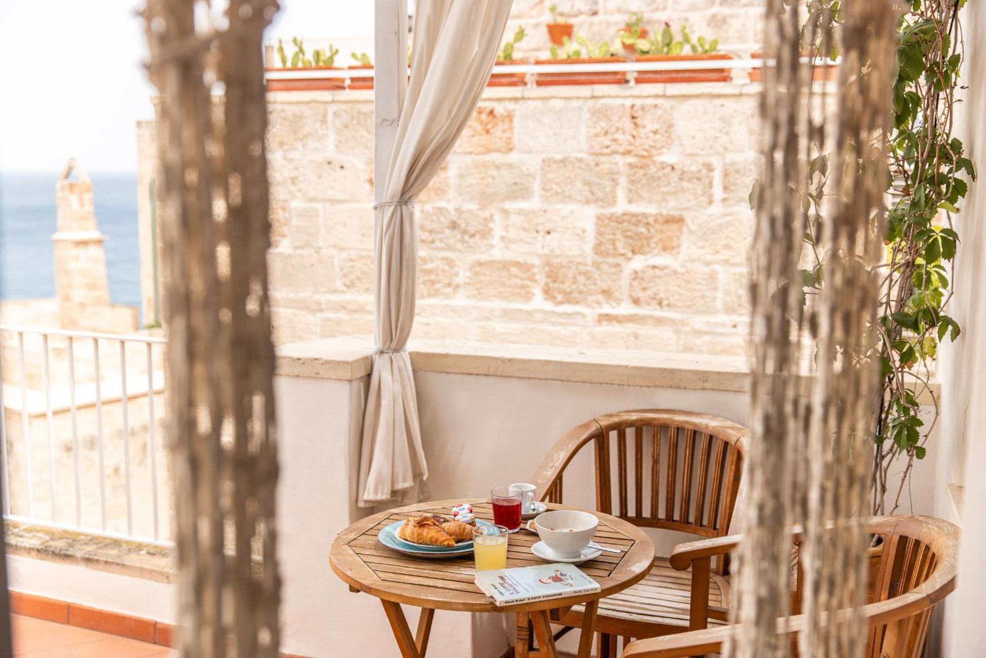 A Casa Di Elena Hotel โปลีญาโนอามาเร ภายนอก รูปภาพ